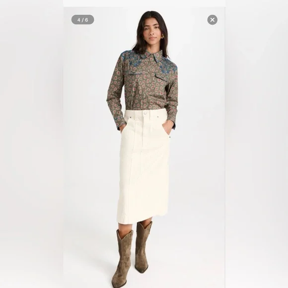 Chic Lightweight Floral Button Down Fique Natalie Shirt - Pom Dot Olive - Picture 9 of 9